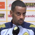 Alexander Isak z Liverpoolu počas tréningu v výcvikovom stredisku AXA