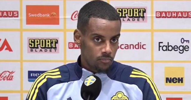 Alexander Isak z Liverpoolu počas tréningu v výcvikovom stredisku AXA