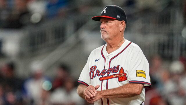 Informácie o MLB: Braves 'Brian Snitker ako supervízor 4 roky po zbierke Globe 

