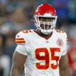 Informácie o NFL: Chris Jones na stretnutie so šéfmi, ktorí sa stretávajú s nasledovníkmi pre neprítomnosť iniciatívy