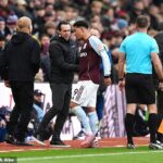 Sancho, ktorý ešte len nezačal ligový zápas za svoj nový tím, klesol na nové minimum minulý víkend, keď ho prepadol Unai Emery počas víťazstva Villy nad Man City.