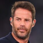 Jamie Redknapp Loooks do diaľky na Sky Sports