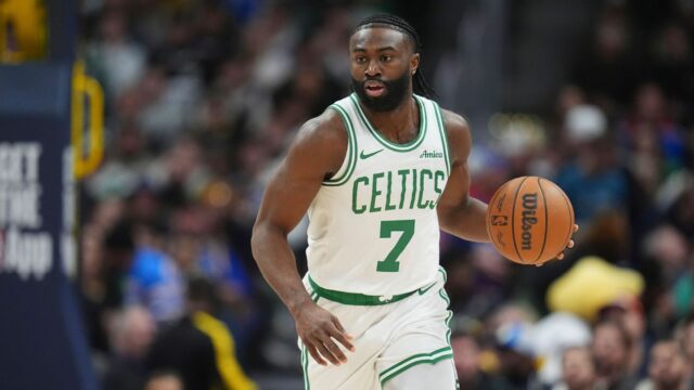Jaylen Brown si želá oveľa väčšiu istotu v NBA pred problémami so stávkovaním 

