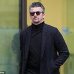 Joe Barton povedal Wayne Rooneyovi, aby „dostal f *** ed“ nad svojou teóriou konšpiračného konšpirácie v Manchestri City