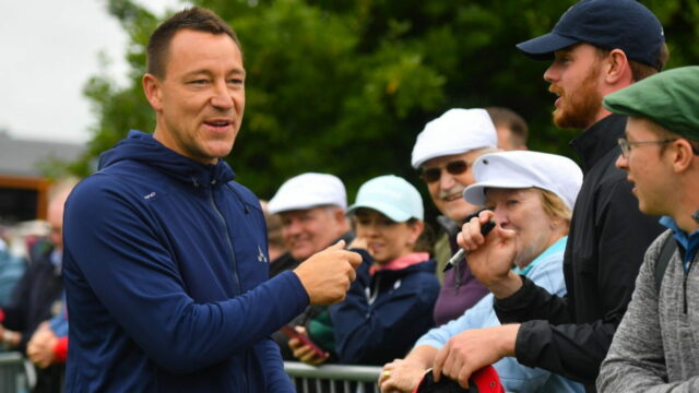 John Terry odhaľuje oboch kolegov z Chelsea, čo ho podráždilo najviac 

