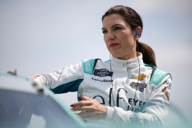 Katherine Legge bola prakticky podvedená s ponukou sponzorstva automobilových pretekov Katherine Legge bola prakticky podvedená s ponukou sponzorstva automobilových pretekov vo výške 20 miliónov dolárov vrátane krypto splátok