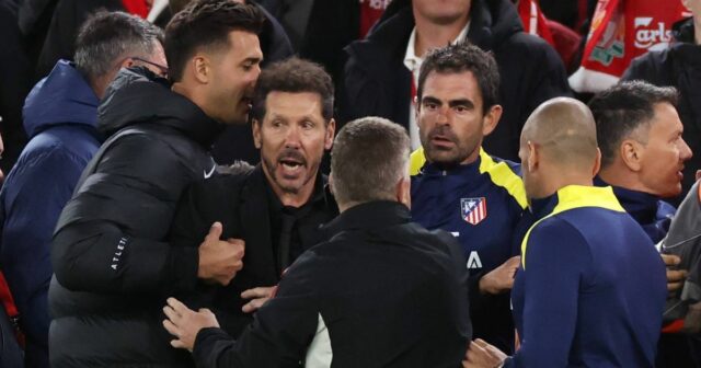Arsenal sa pripravuje na zápas s Atléticom Madrid. 