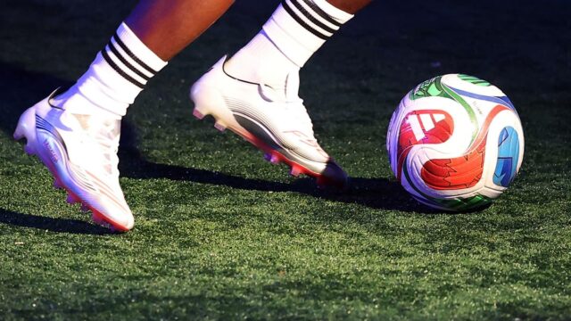 Kompletný zoznam guľôčok hrnčekov FIFA Globe Suit od roku 1930 do roku 2026 


