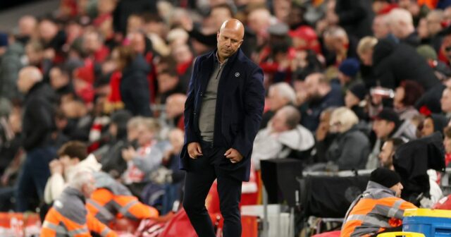 Arne Slot potrebuje prehrať Liverpoolu