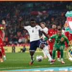 Gestá Marc Guehi počas hry Crystal Palace