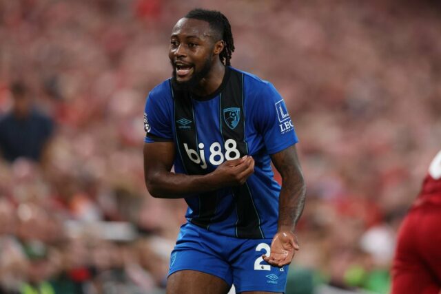 Liverpool je zvedavý na splnomocnenie Antoina Semenya na výmenu Mohameda Liverpool je zvedavý na splnomocnenie Antoina Semenya na výmenu Mohameda Salaha