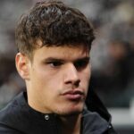 Liverpoolske hviezdy „vyzerajú, akoby sa skutočne pohádali“, keď sa Kerkez roztrhol na kusy|Futbal|Športová aktivita