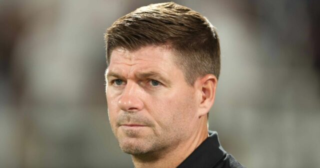 Liverpoolsky príbeh Steven Gerrard má potvrdenú úplne novú povinnosť po Steven Gerrard sa vráti na ihrisko na Anfield v zápase medzi Liverpoolom a Aston Villou