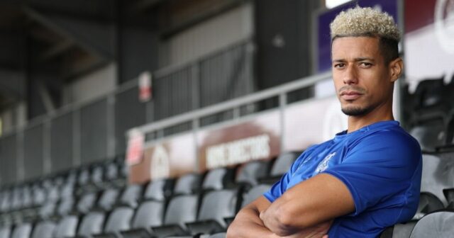 Lyle Taylor „neľutuje“, ak postoj Black Lives Matter zastavil kariéru Lyle Taylor nikdy nehral v Premier League, ale trvá na tom, že nič neľutuje