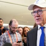 Majiteľ Jets chráni inštruktora Glenna, kritizuje začiatok bez víťazstva v oblasti QB
