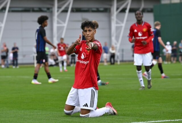JJ Gabriel oslavuje po strelení gólu pre Manchester United proti Middlesbrough