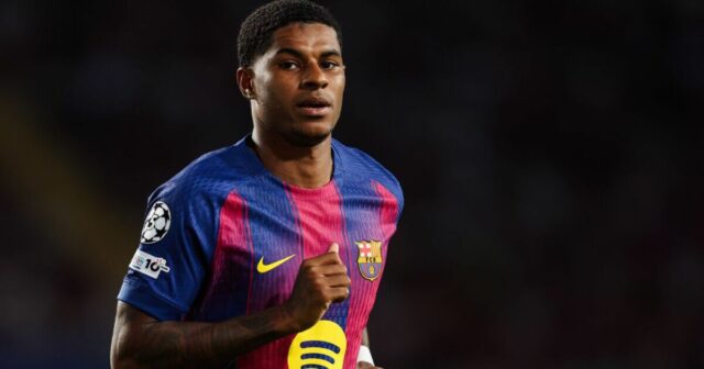 Marcus Rashford si v zákulisí rozvíja „naozaj úzke“ puto s mladým človekom z Barcelony|Futbal|Športová aktivita 

