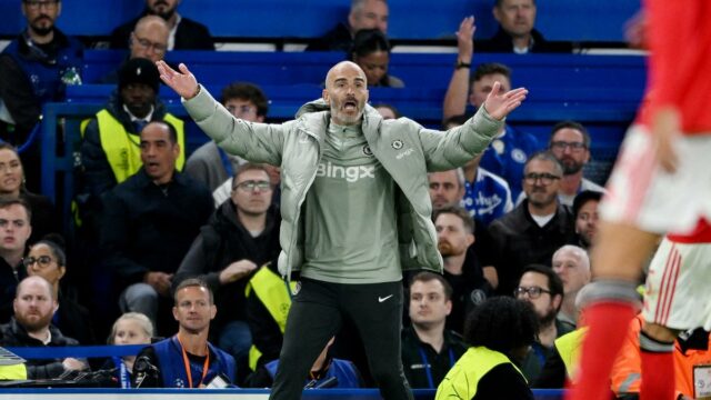Maresca vyvracia Chelsea „Selfoll Idouse“ po vlne červených kariet 

