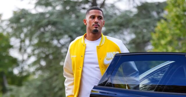 William Saliba bol prepojený s presunom do Real Madrid predtým, ako potom podpísal novú zmluvu v Arsenale. 
