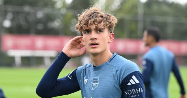 Max Dowman z Arsenalu počas tréningu v Sobha Realty Training Center 23. septembra 2025 v London Colney, Anglicko
