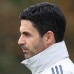 Šéf Arsenalu Mikel Arteta nalieha na Eberechiho Ezeho, aby nastúpil za Gunners