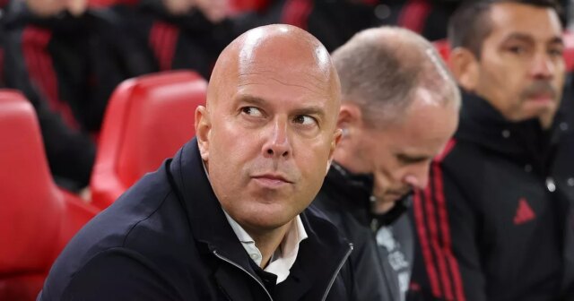 Mo Salah, ktorý odhaľuje, čo sa stalo v šatni Liverpoolu, Tréner Liverpoolu Arne Slot