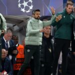 Mourinho Diversion pomáha Marescu ako Pedro Mosts, ktorá pravdepodobne hlúpe veľkosti, aby ukázala faktor