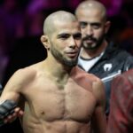 Muhammad Mokaev Malies odvážne CF 100 pre titul Flyweight