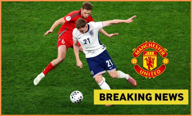 Carlos Baleba natáča počas rozcvičovania pred zápasom Brighton