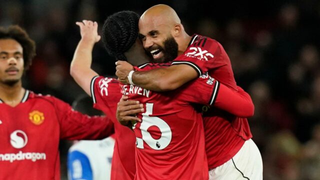 Muž United nový chlapec na blokoch držanie niektorých nepríjemných obáv, Muž United nový chlapec na blokoch držanie niektorých nepríjemných obáv, ale staré známe nedokonalosti zostať