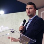 NBA zadržala zamestnanca za pripomenutie si vraždy Charlieho Kirka