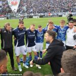 Cesc Fabregas bol natočený, ako po víťazstve svojej komande podáva inšpiratívny prejav