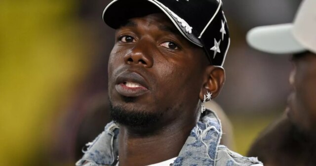 Nový manažér Paula Pogbu posiela bývalej hviezde Man Utd dôležitú Sebastien Pocognoli na tlačovej konferencii