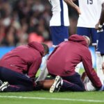Obavy o zranení spoločnosti Aston na prenájom nehnuteľností predčasne ujatím pred začiatkom Tottenhamu, keď sa začalo vyhlásenie