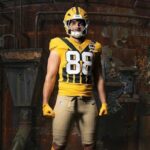 Oblečenie 8. týždňa NFL: Steelers spúšťajú návraty z roku 1933, Chargers rockové námorníctvo