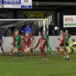 Parádny gól Charnocka Richarda strelil neligový brankár Ryan Hamer.