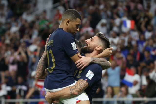 Olivier Giroud na Kylian Mbappé poškodzuje jeho dokument na skóre: „Prial by som si, aby tiež dosiahol 100.“ 

