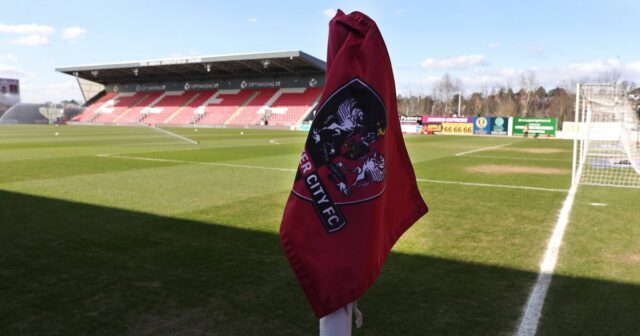 Organizácia One Suit sa zastavil so 16 minútami, ktoré zostali, pretože ref sa vyhlási | Futbal | Športová aktivita 

