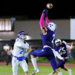 Palisades QB Jack Thomas vedie jeho skupinu k Sway Benátsky