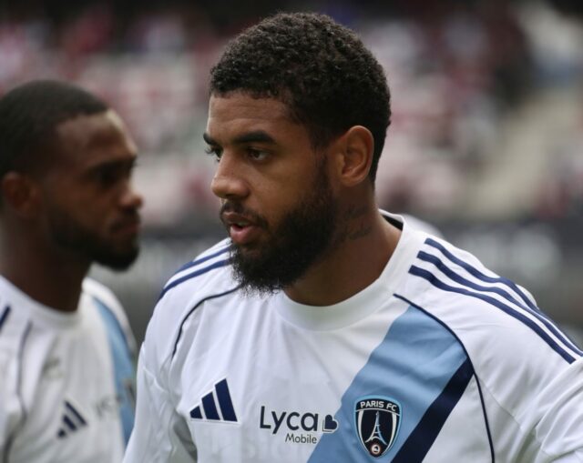 Paríž FC predpovedal Xi v Lorient: Willem Geubbels, aby šiel dolu na lavicu? 

