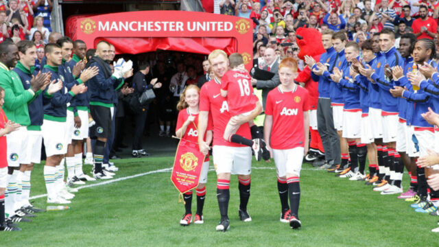 Paul Scholes odhaľuje, prečo synove autistické rutiny ukončili jeho televíznu Paul Scholes odhaľuje, prečo synove autistické rutiny ukončili jeho televíznu kariéru