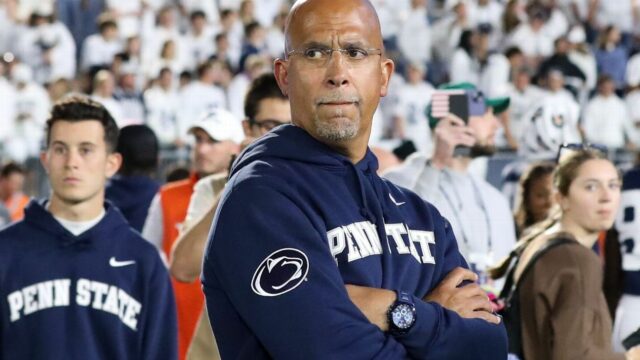 Penn State vypúšťa hlavného inštruktora James Franklin, štát zdrojov 

