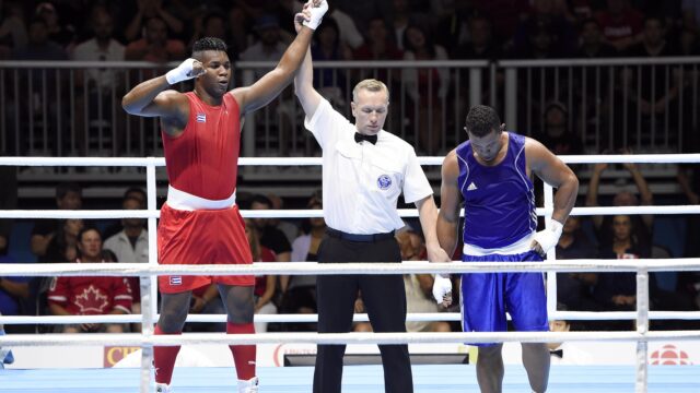 Pero vs Thompson vedie rozpis boxu Pero vs Thompson vedie rozpis boxu