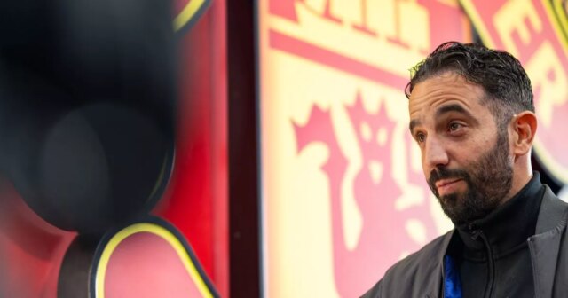 Po dosiahnutí dohody Rubena Amorima a Jasona Wilcoxa boli zverejnené Ruben Amorim prichádza na Old Trafford