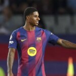 Útočník Barcelony Marcus Rashford oslavuje gól proti Olimpiacosu