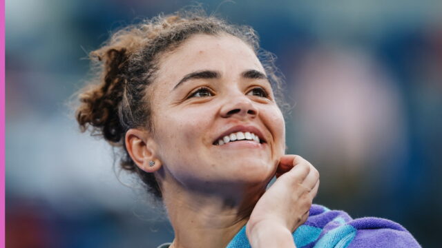 Poznámka Jasmine Paolini 'Gass Away On Court' Prestupuje diskusia po tom, ako sa Emma Radacanu vzdá 

