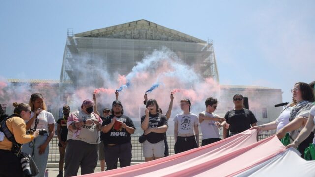 Právnici transgender profesionálnych športovcov reagujú po pokrokoch v boji SCOTUS 

