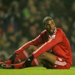 Ryan Babel pomenoval bývalú hviezdu Evertonu, ktorá raz premenila svoj dom na nočný klub, keď si ho prenajala