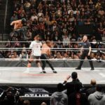 Predchádzajúci šampión WWE reaguje na identifikáciu skupinového spoločníka, ktorý hľadá názov piesne