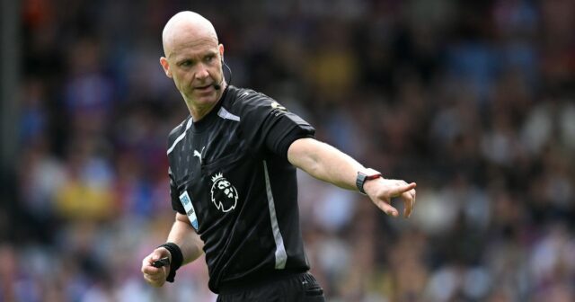 Anthony Taylor bol potvrdený ako rozhodca zápasu Arsenal Premier League vo Fulhame. 